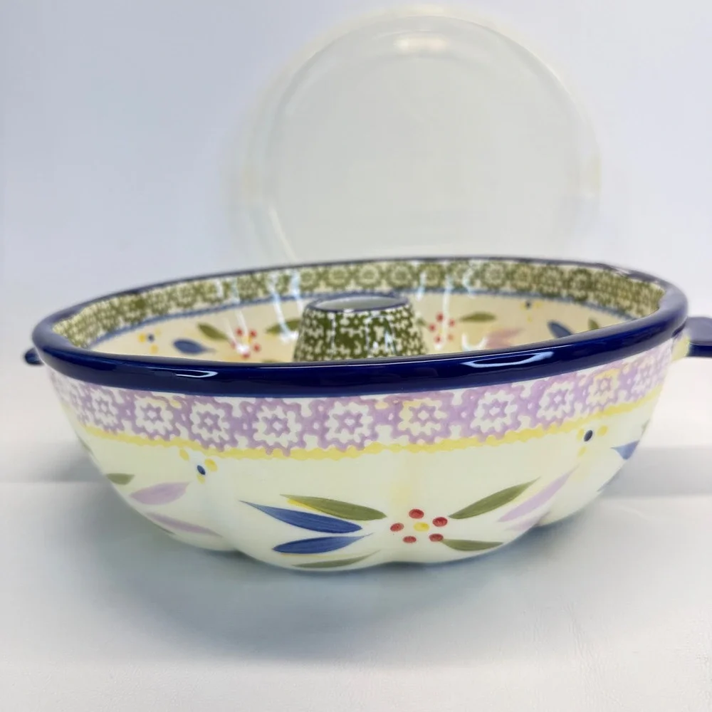 Temp-tations Old World Confetti Bundt Baker Ceramic with Lid